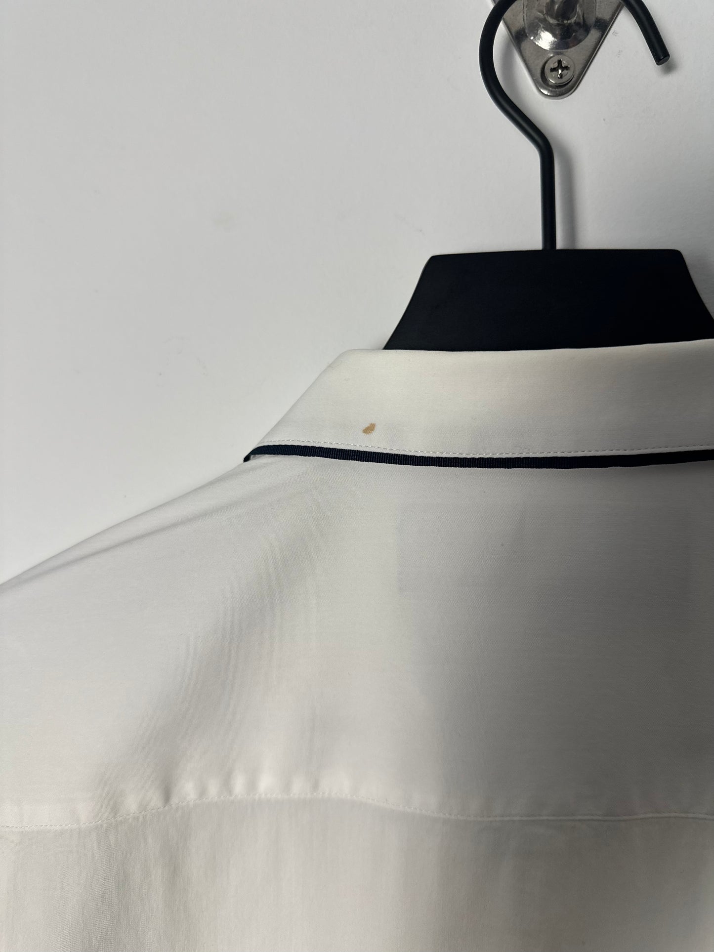 COTTON POLY BLEND PIPING SHIRT