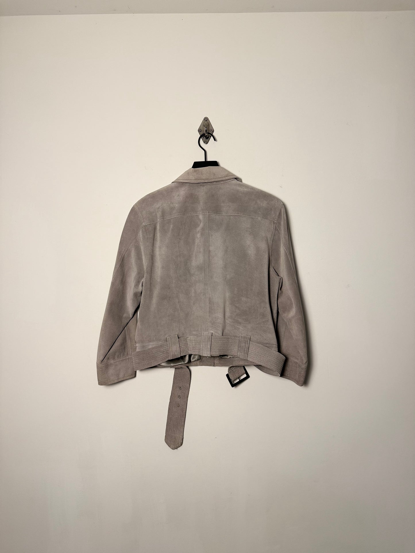 BELTED LEATHER TRUCKER JACKET