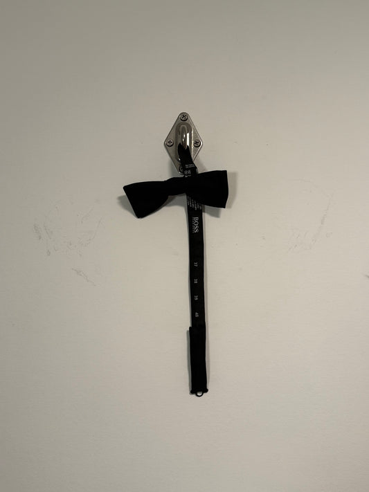 TOM FORD SATIN SILK BOW TIE